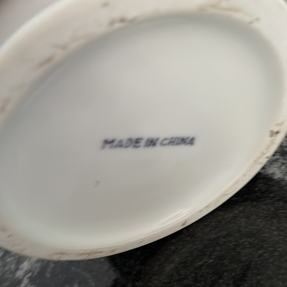 Porcelain Vase Made In China - Picture 5 of 5